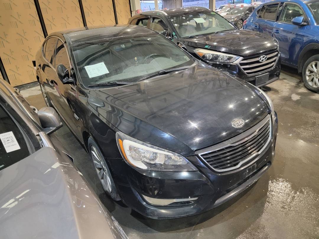2010 KIA K7 — 92171 KM — Lot 032388 — Main - Marhaba Auctions Used Cars - Image 6