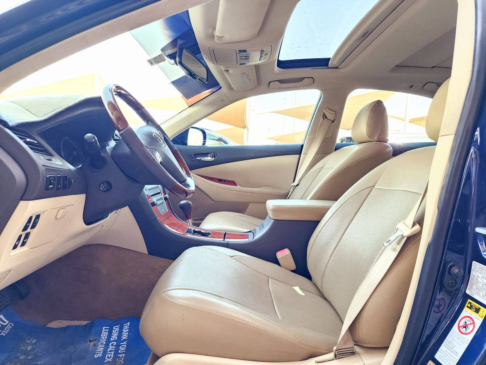 2011 LEXUS ES 350 — 126301 KM — Lot 1B2417795 — Souq - Marhaba Auctions Used Cars - Image 9
