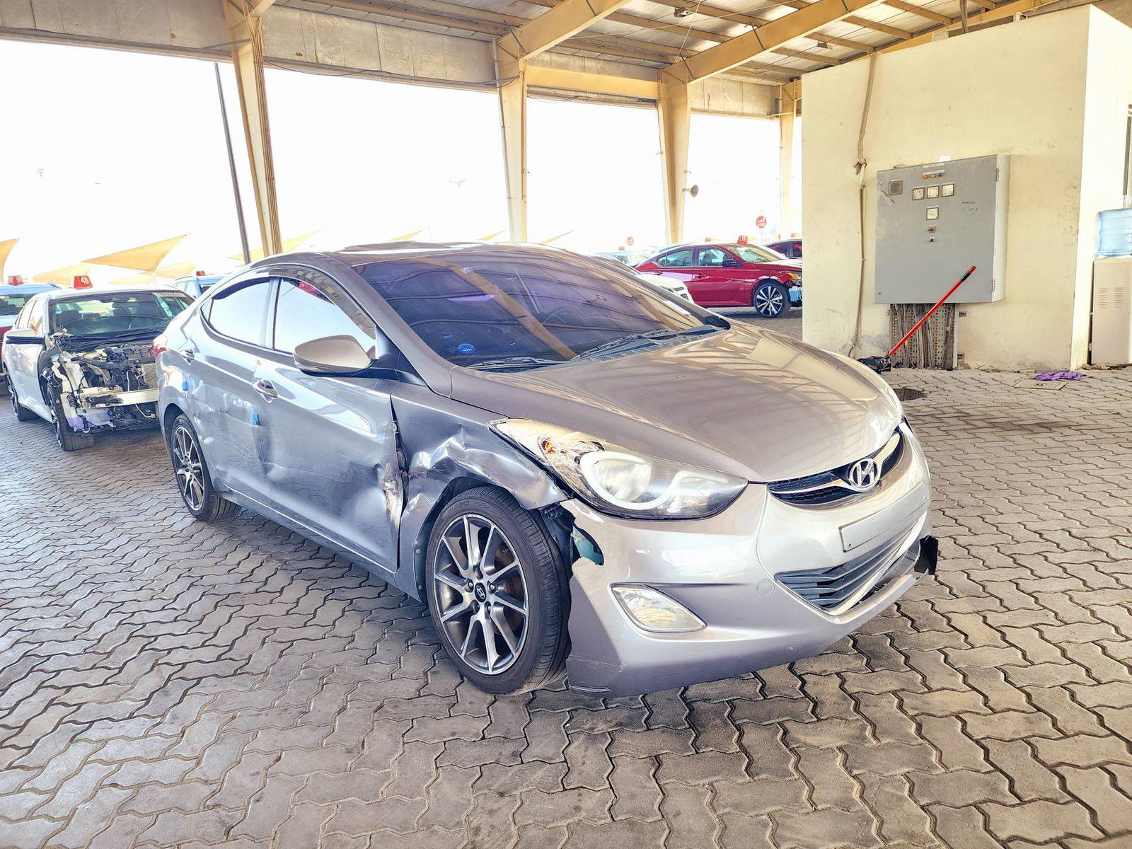2012 HYUNDAI AVANTE — 128806 KM — Lot 487017 — Souq - Marhaba Auctions Used Cars - Image 4