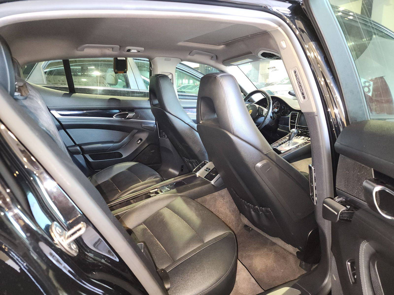 2016 PORSCHE PANAMERA S — 97688 Miles — Lot 40844831 — Souq - Marhaba Auctions Used Cars - Image 8