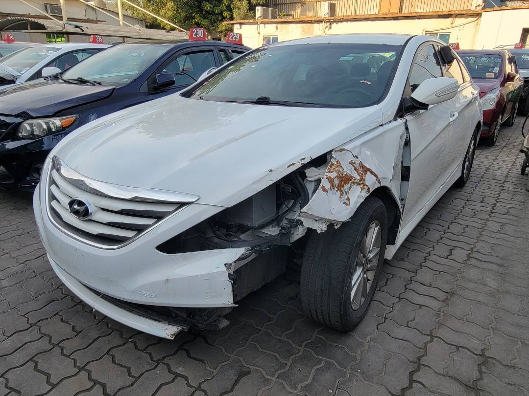 2014 HYUNDAI SONATA — 115445 Miles — Lot 818361 — Main - Marhaba Auctions Used Cars - Image 5