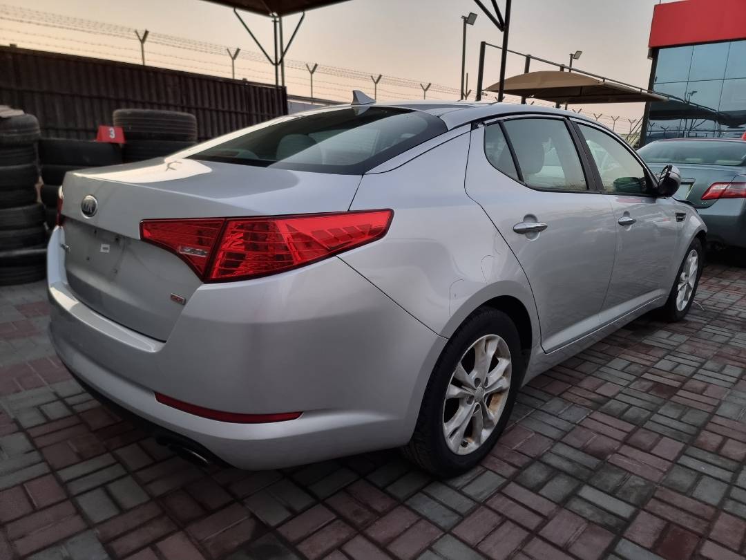 2013 KIA OPTIMA — 234329 Miles — Lot 124587 — Souq - Marhaba Auctions Used Cars - Image 3