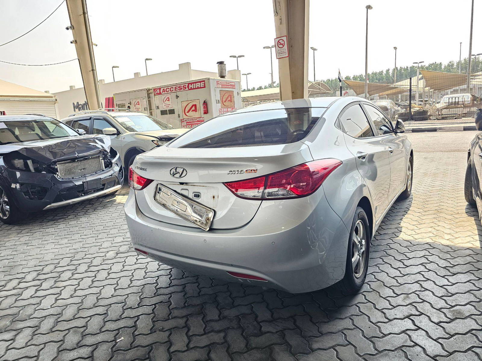 2011 HYUNDAI AVANTE — 197063 KM — Lot 108609 — Souq - Marhaba Auctions Used Cars - Image 5