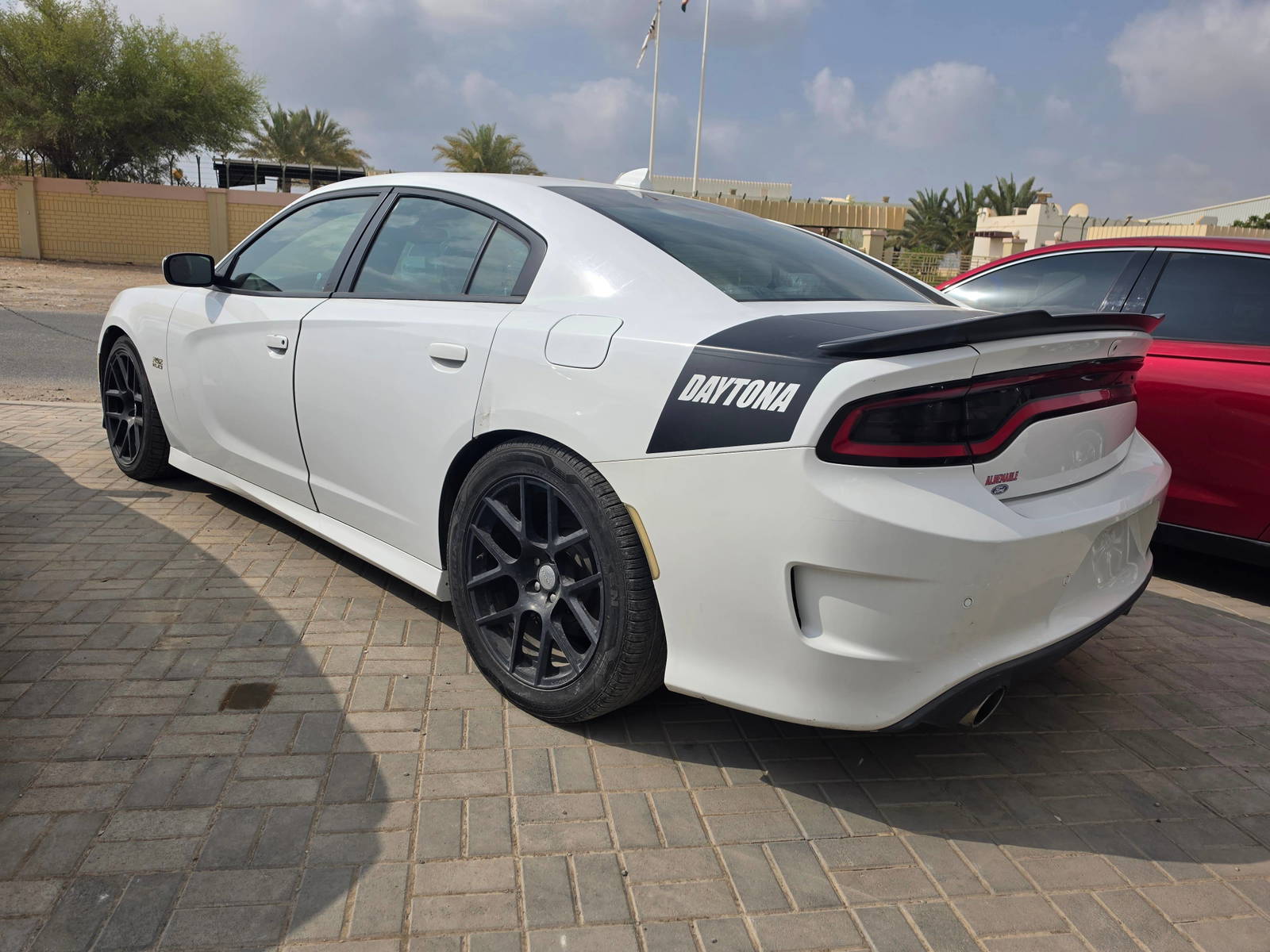 2019 DODGE CHARGER — 134282 Miles — Lot 613874 - Marhaba Auctions Used Cars - Image 4