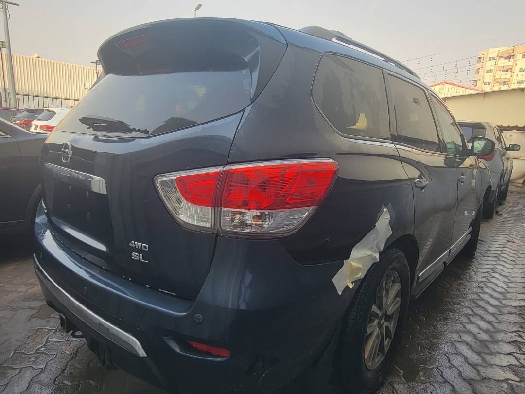 2016 NISSAN PATHFINDER — 142586 Miles — Lot 8GC644661 — Main - Marhaba Auctions Used Cars - Image 4