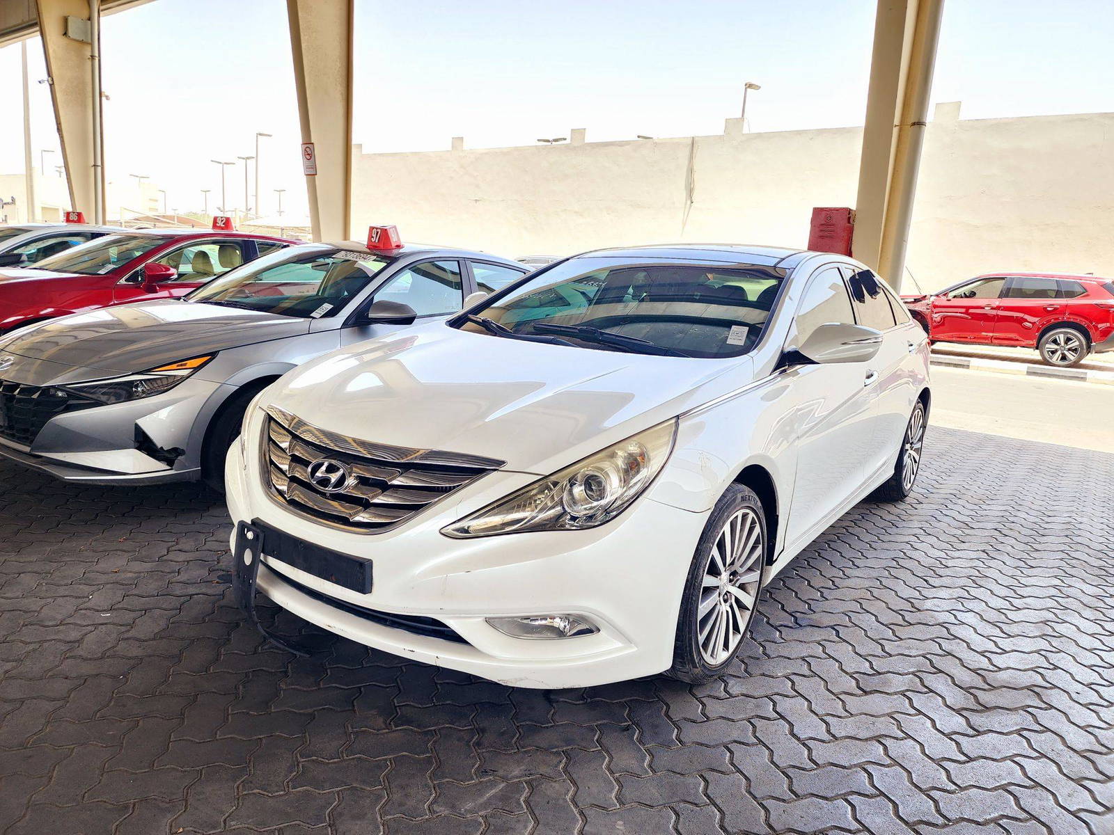 2012 HYUNDAI SONATA — 87210 KM — Lot 415377 — Souq - Marhaba Auctions Used Cars - Image 4