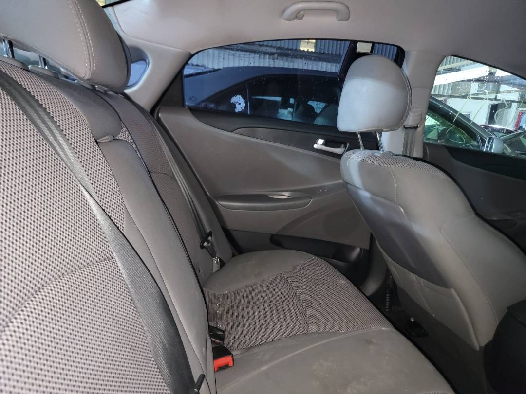 2012 HYUNDAI SONATA — 84399 Miles — Lot 72436963 - Marhaba Auctions Used Cars - Image 5