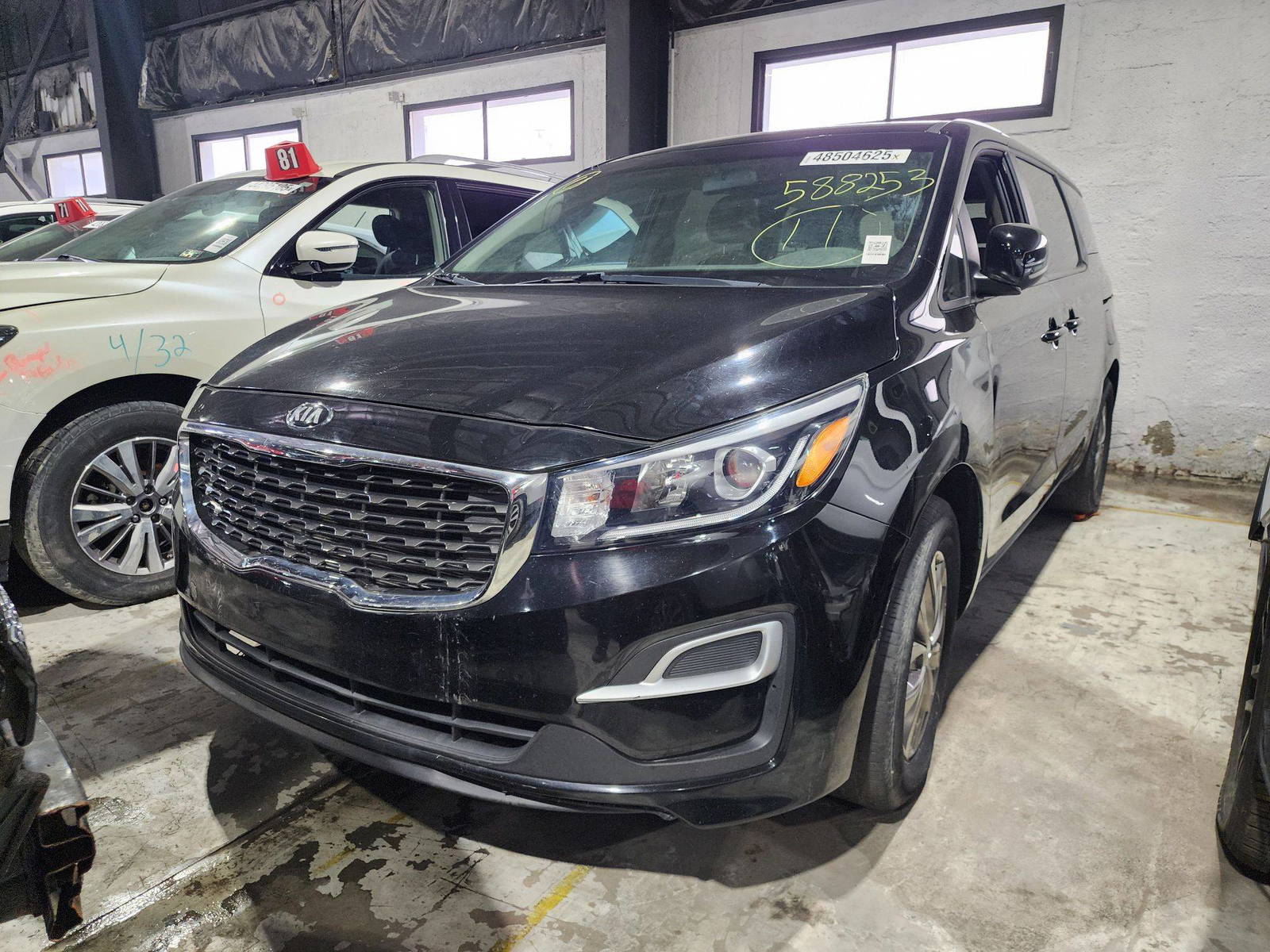 2020 KIA SEDONA — 120059 Miles — Lot 588253 — Al Quoz - Marhaba Auctions Used Cars - Image 4