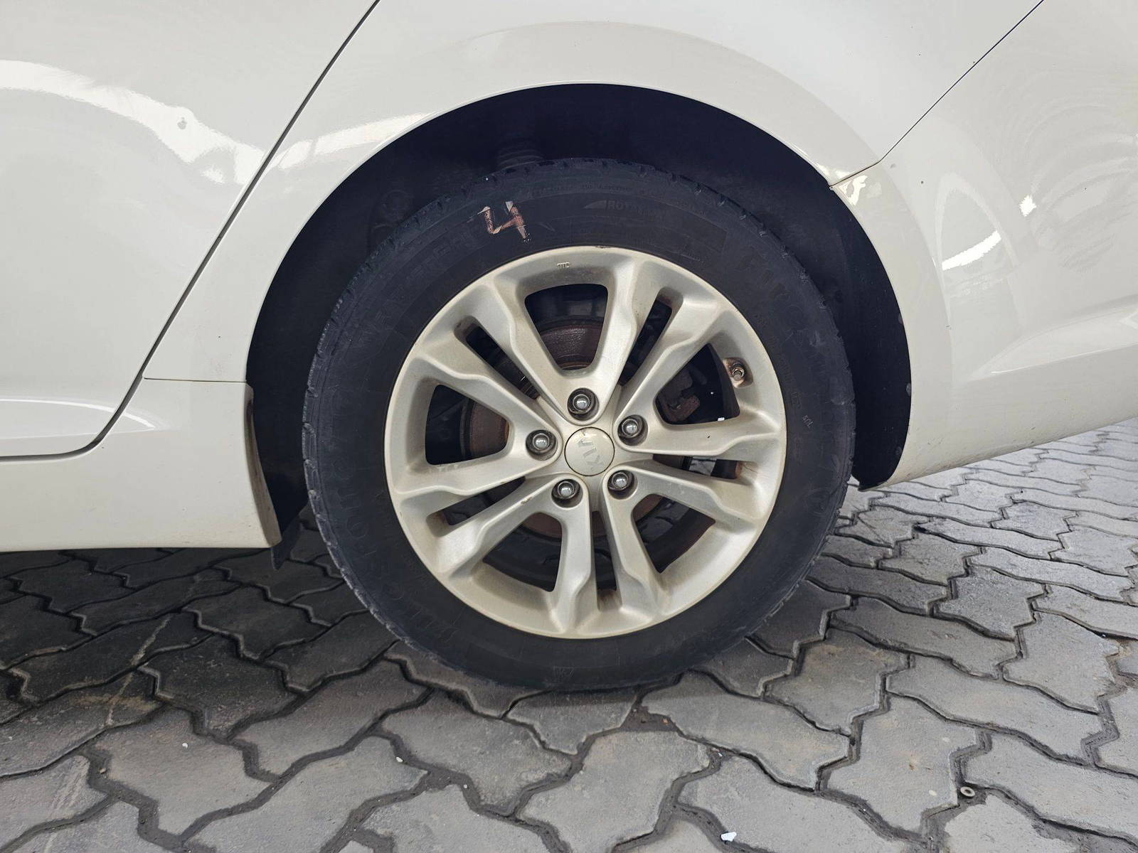2013 KIA OPTIMA — 150993 Miles — Lot 4A74D — Souq - Marhaba Auctions Used Cars - Image 11