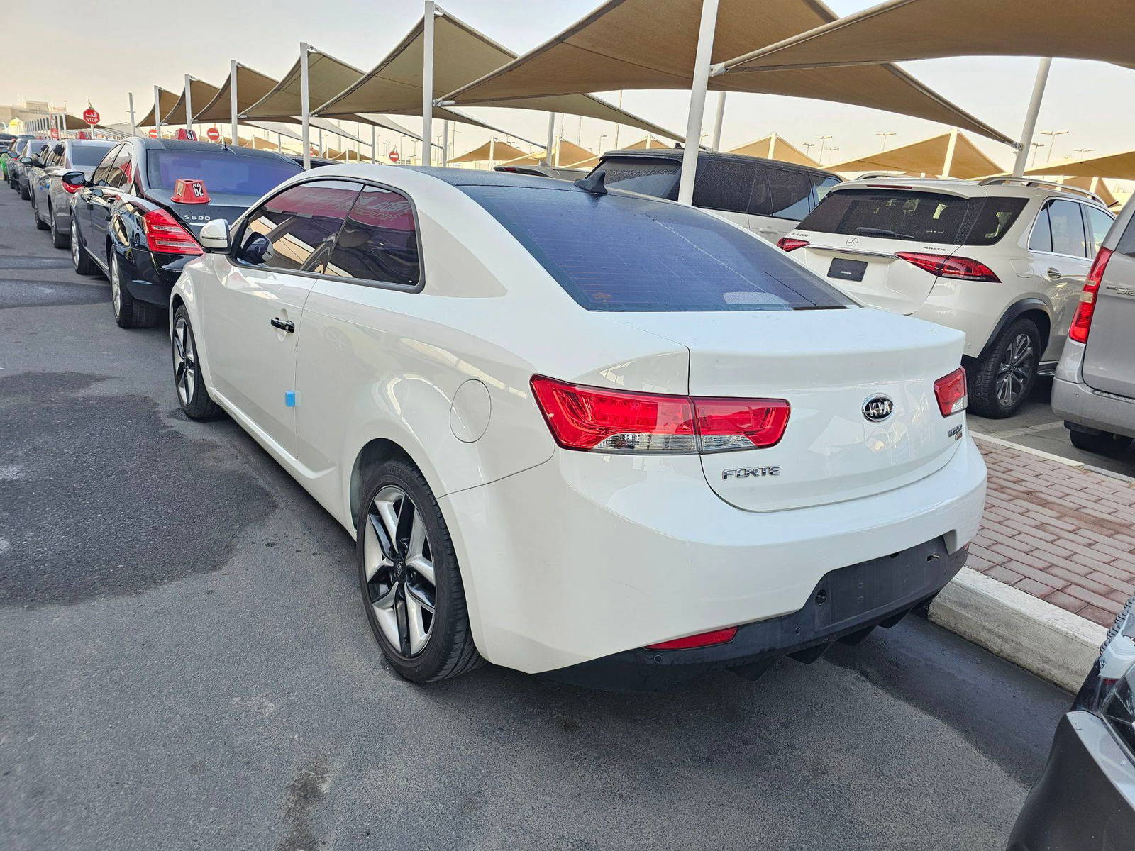 2012 KIA FORTE — 94081 KM — Lot A538905 — Souq - Marhaba Auctions Used Cars - Image 5