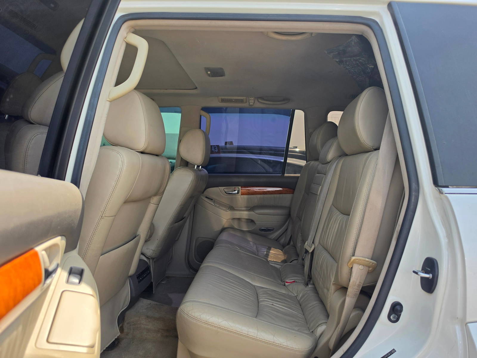 2007 LEXUS GX 470 — 312561 Miles — Lot 75376825 - Marhaba Auctions Used Cars - Image 7