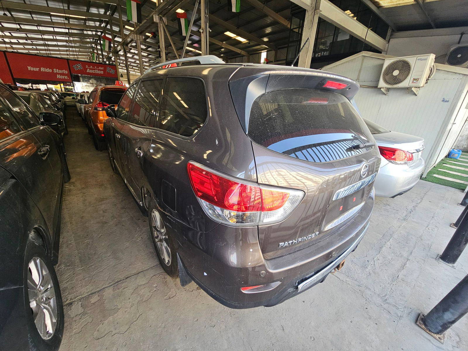 2015 NISSAN PATHFINDER — 164251 KM — Lot C630631 — Main - Marhaba Auctions Used Cars - Image 5