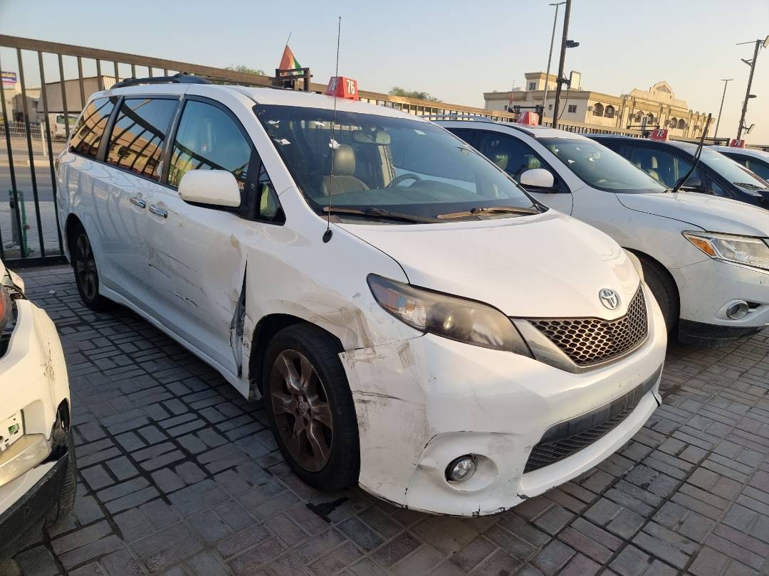 2014 TOYOTA SIENNA — 183733 Miles — Lot S441989 — Souq - Marhaba Auctions Used Cars - Image 14