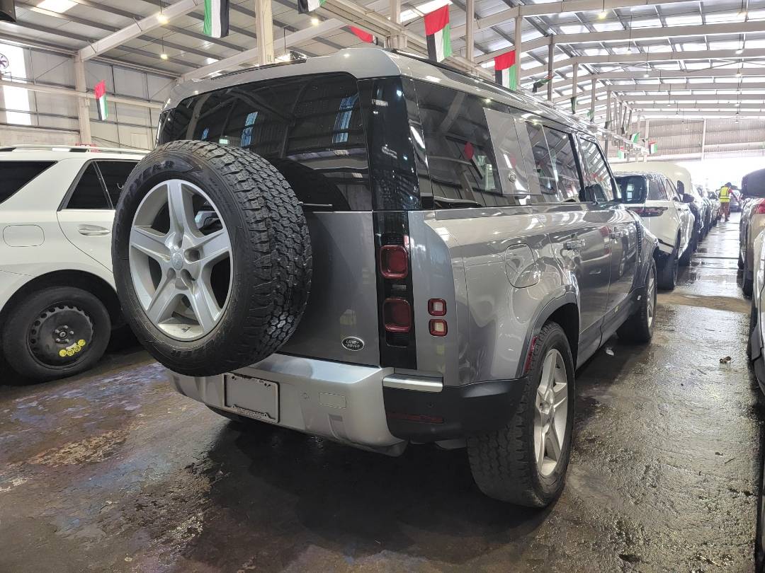2020 LAND ROVER DEFENDER 110 SE — 31743 Miles — Lot 69217934 — Main - Marhaba Auctions Used Cars - Image 3