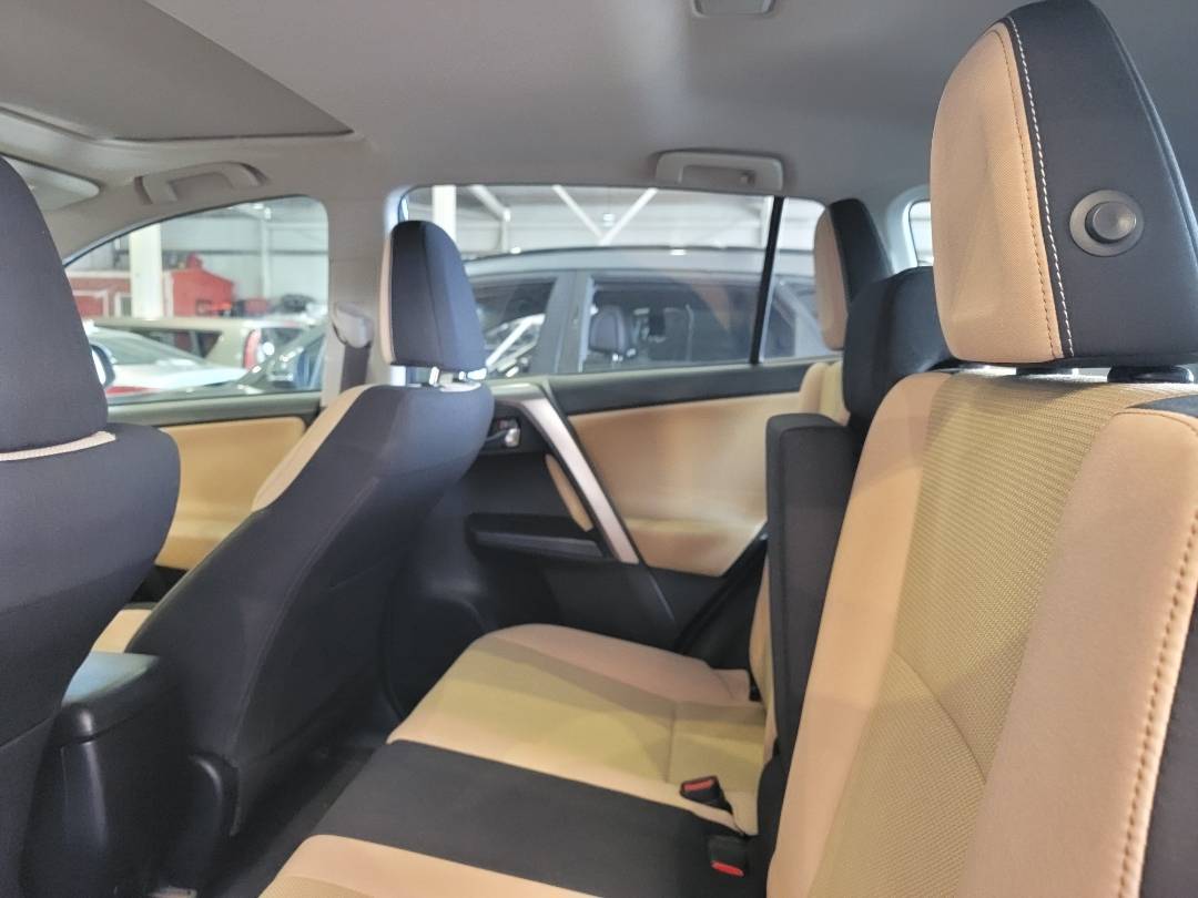 2018 TOYOTA RAV4 — 147220 Miles — Lot 168149 — Main - Marhaba Auctions Used Cars - Image 7