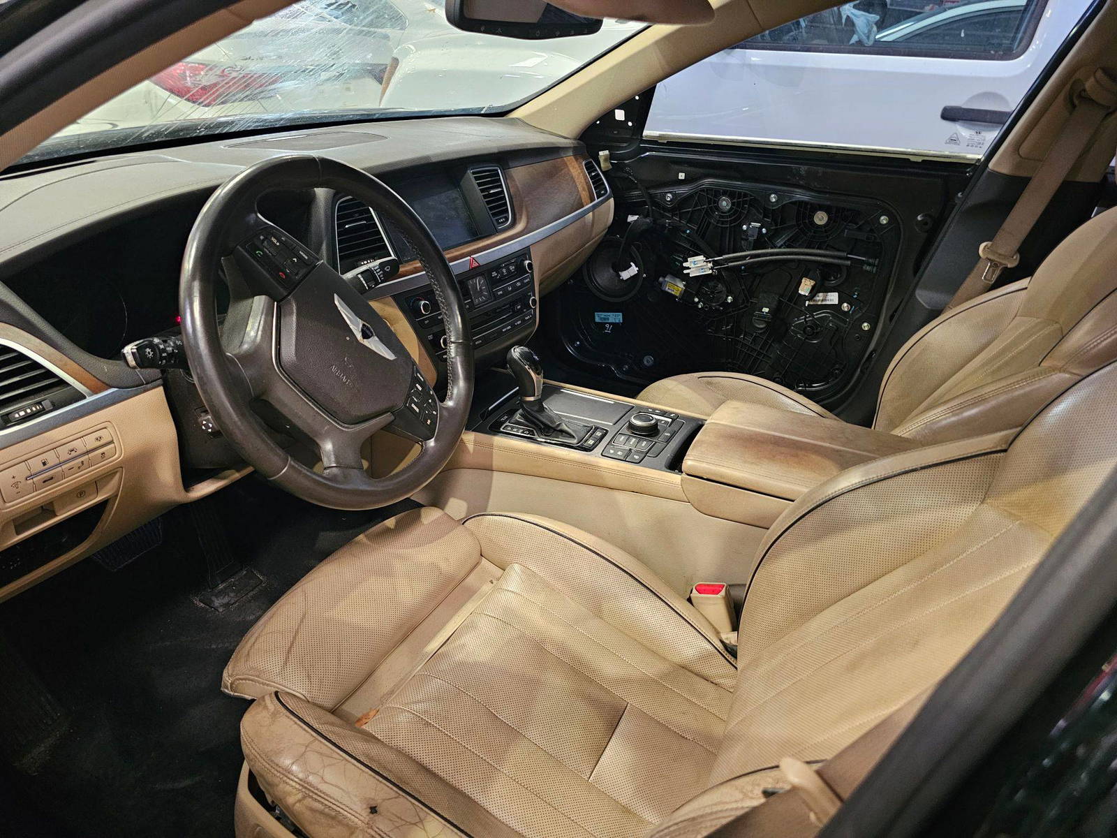 2016 HYUNDAI GENESIS — 104762 Miles — Lot 97707165 — Main - Marhaba Auctions Used Cars - Image 8
