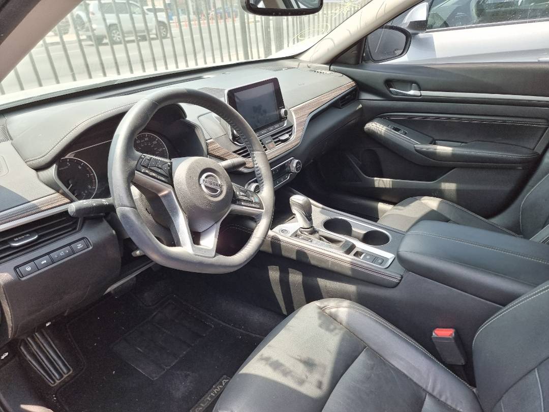 2019 NISSAN ALTIMA — 41132 Miles — Lot 154524 — Ind. 12 - Marhaba Auctions Used Cars - Image 4