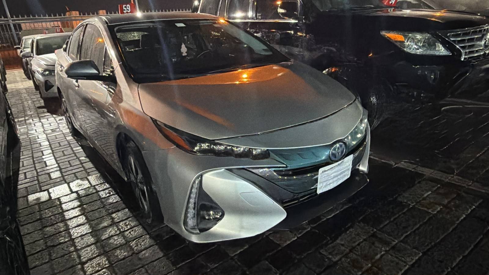 2017 TOYOTA PRIUS — 267724 KM — Lot ARFP6H3001565 - Marhaba Auctions Used Cars - Image 8