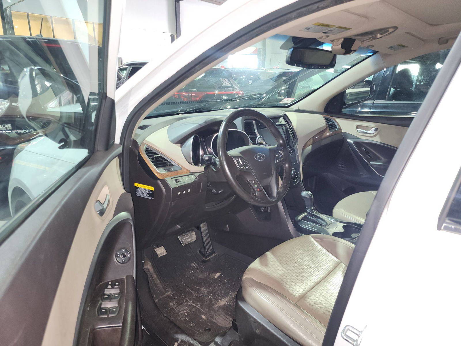 2013 HYUNDAI SANTA FE SPORT — 162364 Miles — Lot 123325 — Al Quoz - Marhaba Auctions Used Cars - Image 9