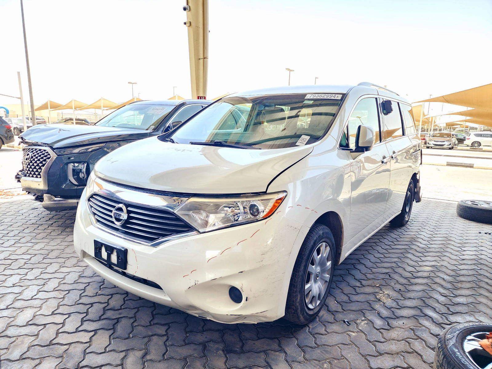 2011 NISSAN QUEST — 165505 KM — Lot 79362994 — Souq - Marhaba Auctions Used Cars - Image 4