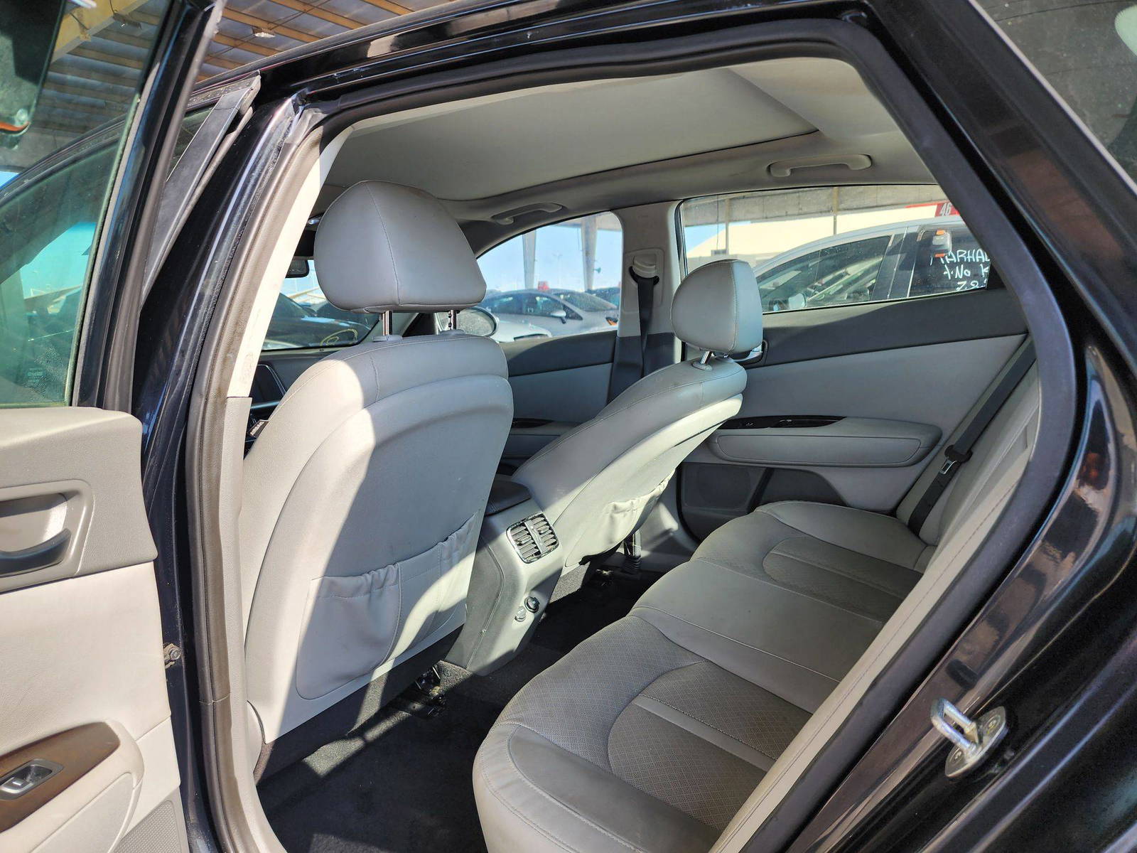 2016 KIA OPTIMA — 140179 Miles — Lot 8GG009599 — Souq - Marhaba Auctions Used Cars - Image 6