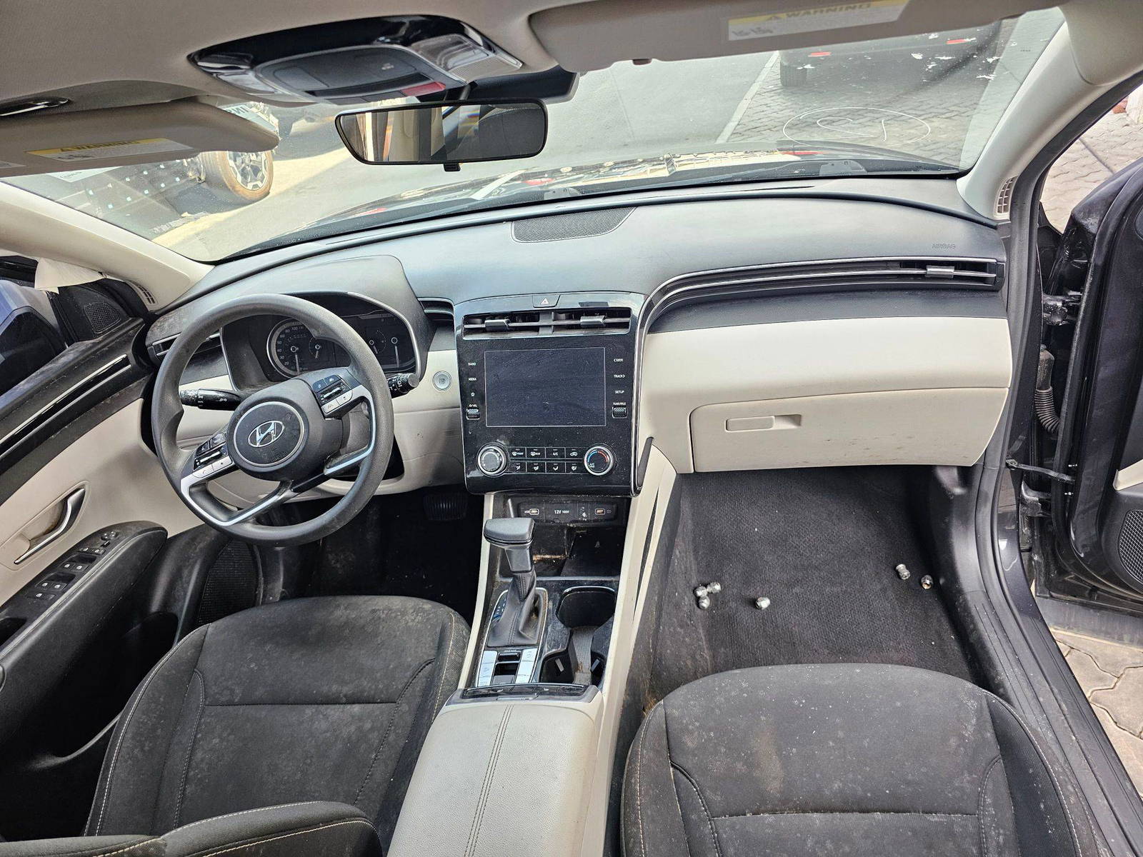 HYUNDAI TUCSON 2023 - Marhaba Auction Used Cars - Image 8