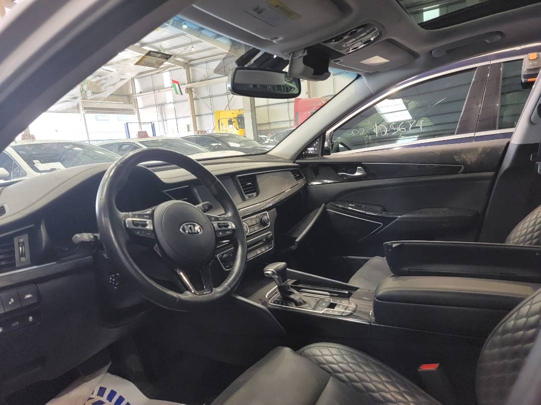 2018 KIA CADENZA — 73530 Miles — Lot 4J10J5103696 — Souq - Marhaba Auctions Used Cars - Image 6