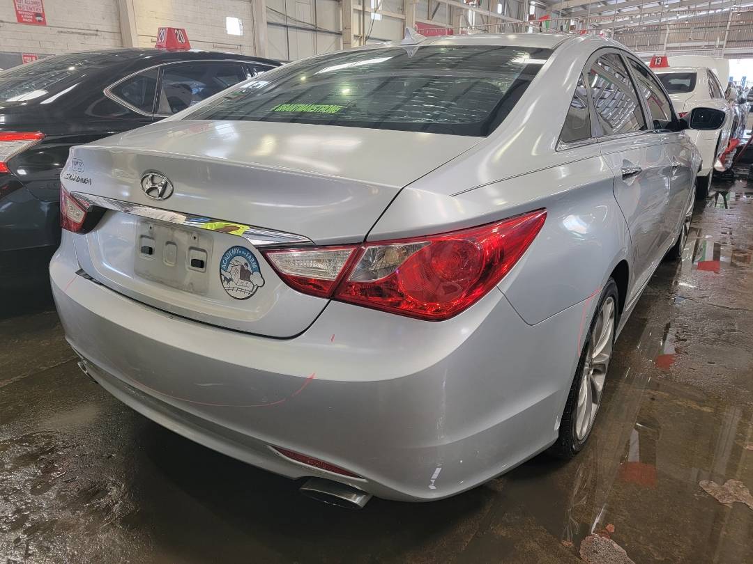 2013 HYUNDAI SONATA — 182772 Miles — Lot 37986021 - Marhaba Auctions Used Cars - Image 3