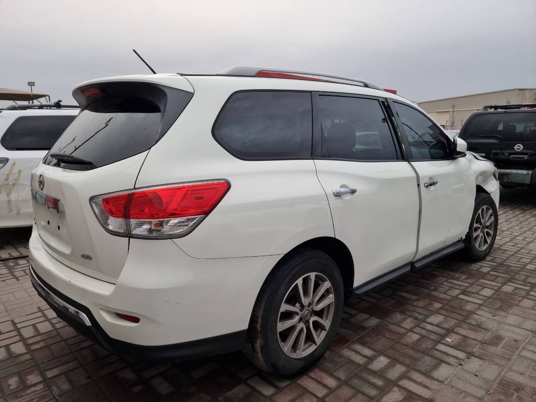 2015 NISSAN PATHFINDER — 153728 Miles — Lot 215487 — Ind. 12 - Marhaba Auctions Used Cars - Image 4