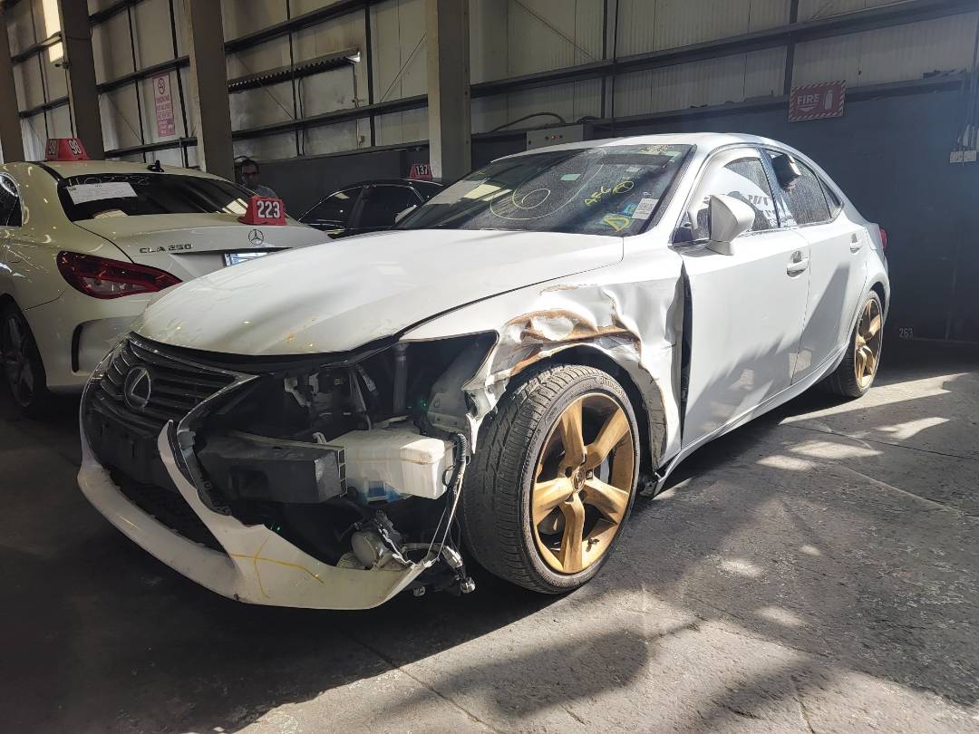 2014 LEXUS IS-350 — 205787 Miles — Lot E5004977 — Main - Marhaba Auctions Used Cars - Image 4