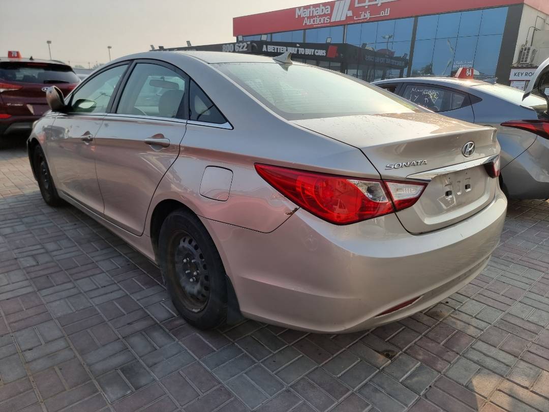 2011 HYUNDAI SONATA — 211425 Miles — Lot 125487 — Ind. 12 - Marhaba Auctions Used Cars - Image 5