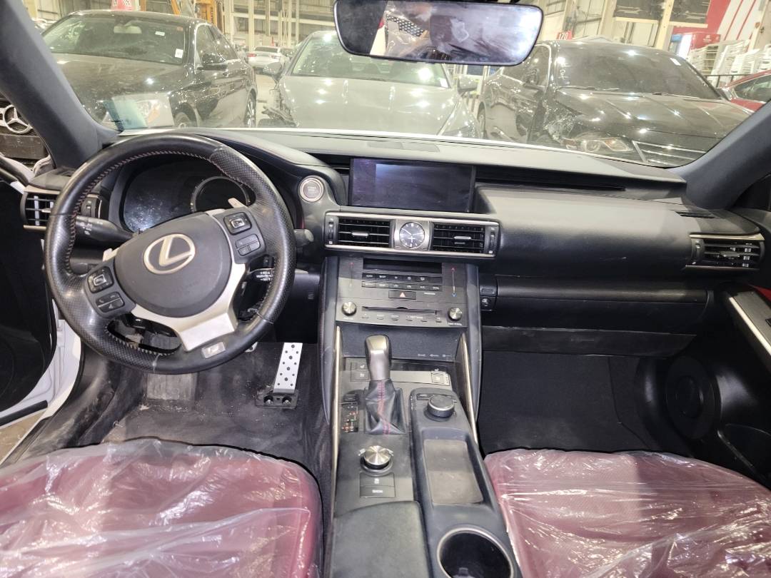 2019 LEXUS IS 300 — 103671 KM — Lot 5085016 — Main - Marhaba Auctions Used Cars - Image 7