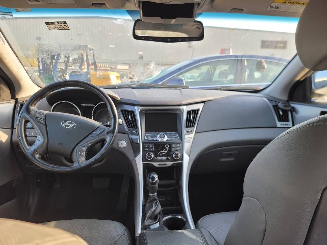 2015 HYUNDAI SONATA — 126356 Miles — Lot 119670 — Main - Marhaba Auctions Used Cars - Image 8