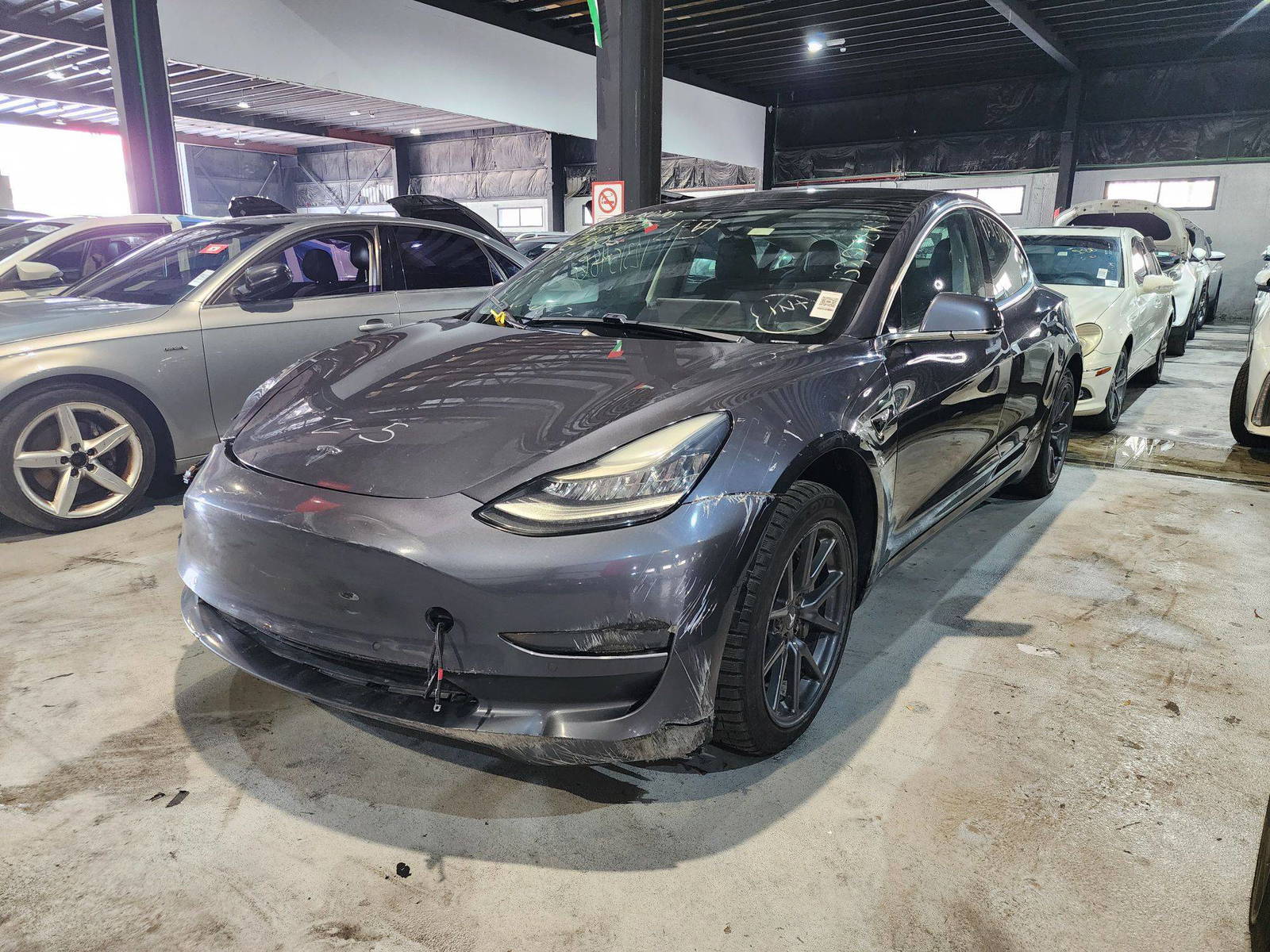 2019 TESLA MODEL 3 — 139972 KM — Lot F429150 — Al Quoz - Marhaba Auctions Used Cars - Image 4