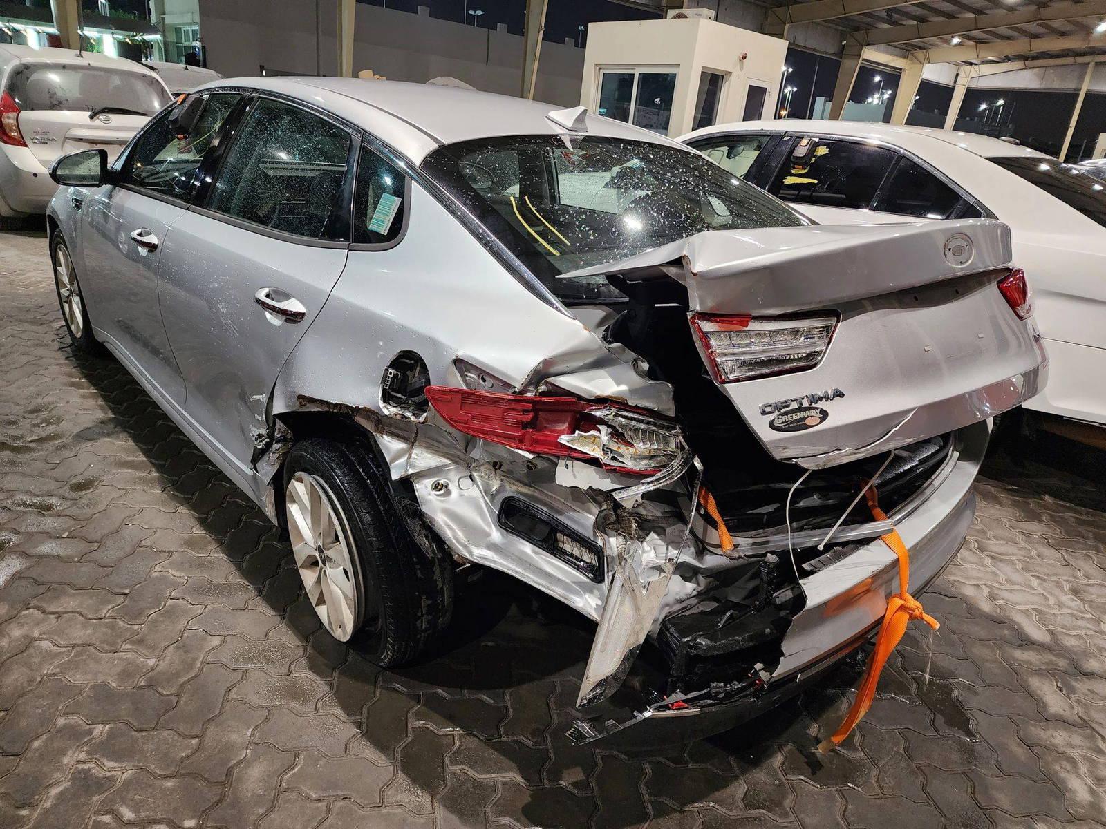 2016 KIA OPTIMA — 79896 Miles — Lot 65441510 - Marhaba Auctions Used Cars - Image 4