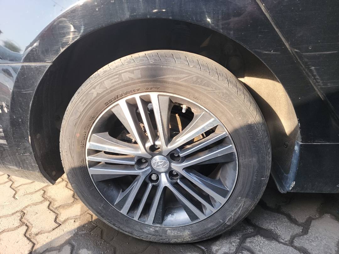 2014 HYUNDAI GRANDEUR — 236403 KM — Lot 48782 - Marhaba Auctions Used Cars - Image 10