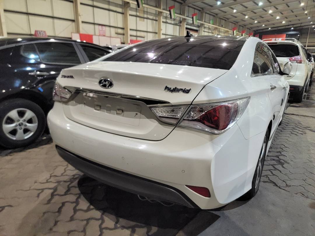 HYUNDAI SONATA 2012 - Marhaba Auction Used Cars - Image 3