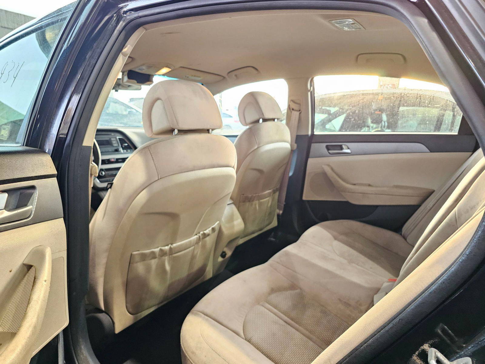 2015 HYUNDAI SONATA — 149949 Miles — Lot FH175131 — Souq - Marhaba Auctions Used Cars - Image 6