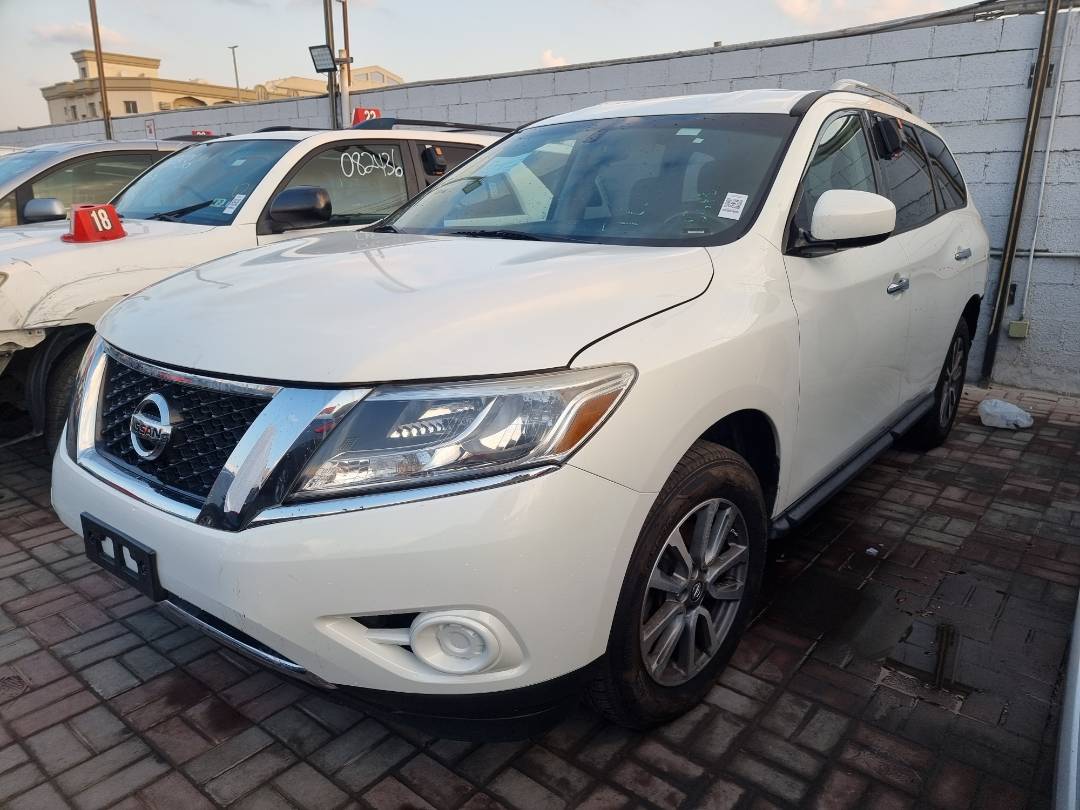 2013 NISSAN PATHFINDER — 181014 Miles — Lot 70635754 — Ind. 12 - Marhaba Auctions Used Cars - Image 3