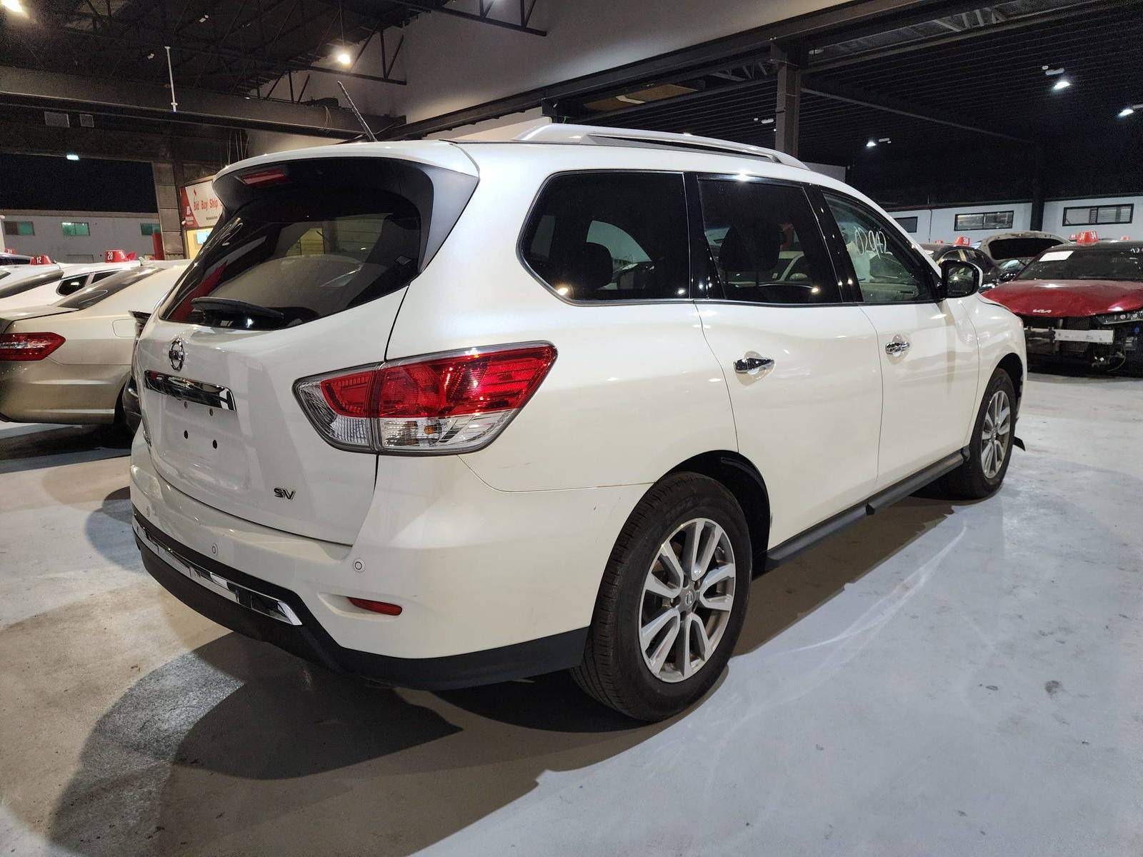 2016 NISSAN PATHFINDER — 139989 Miles — Lot 35715 — Al Quoz - Marhaba Auctions Used Cars - Image 3