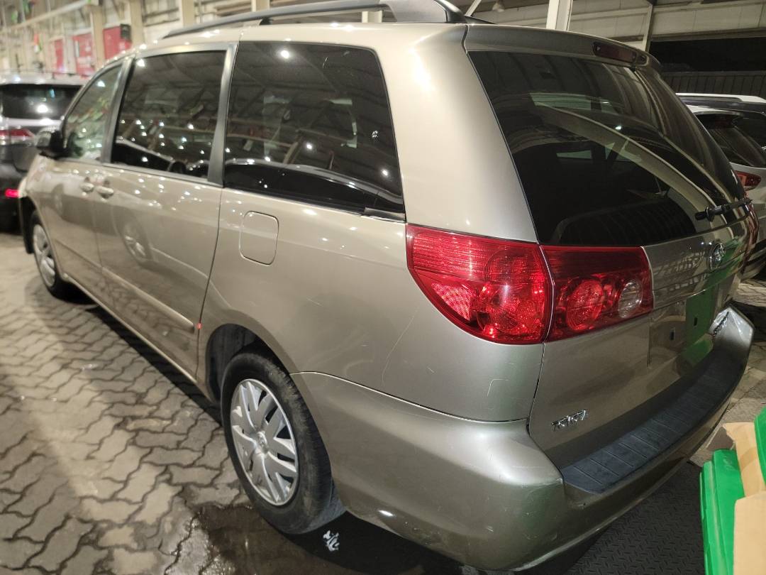 2009 TOYOTA SIENNA — 247056 Miles — Lot 37386095 - Marhaba Auctions Used Cars - Image 3