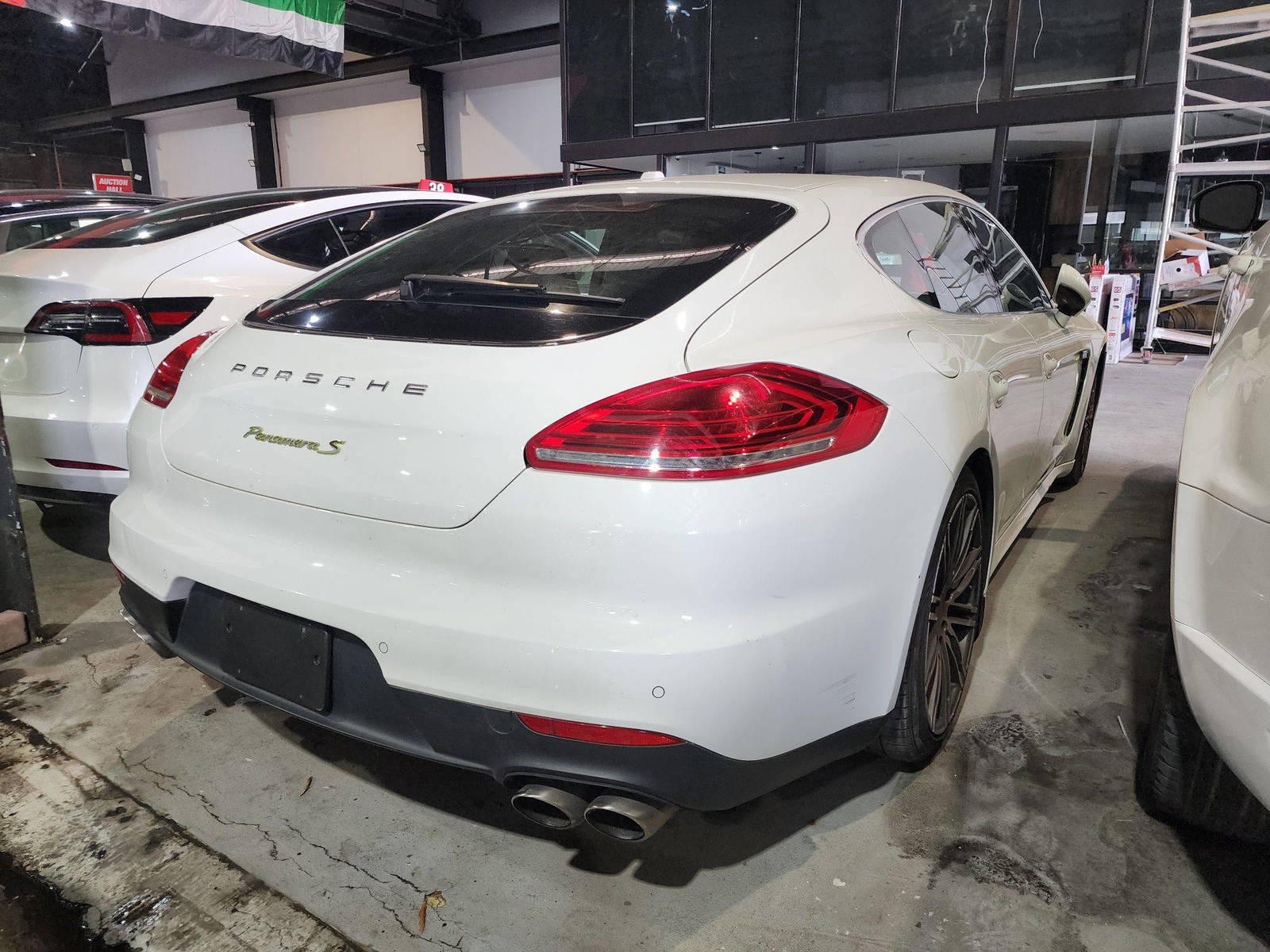 2014 PORSCHE PANAMERA S — 109891 Miles — Lot 72330484 — Souq - Marhaba Auctions Used Cars - Image 5