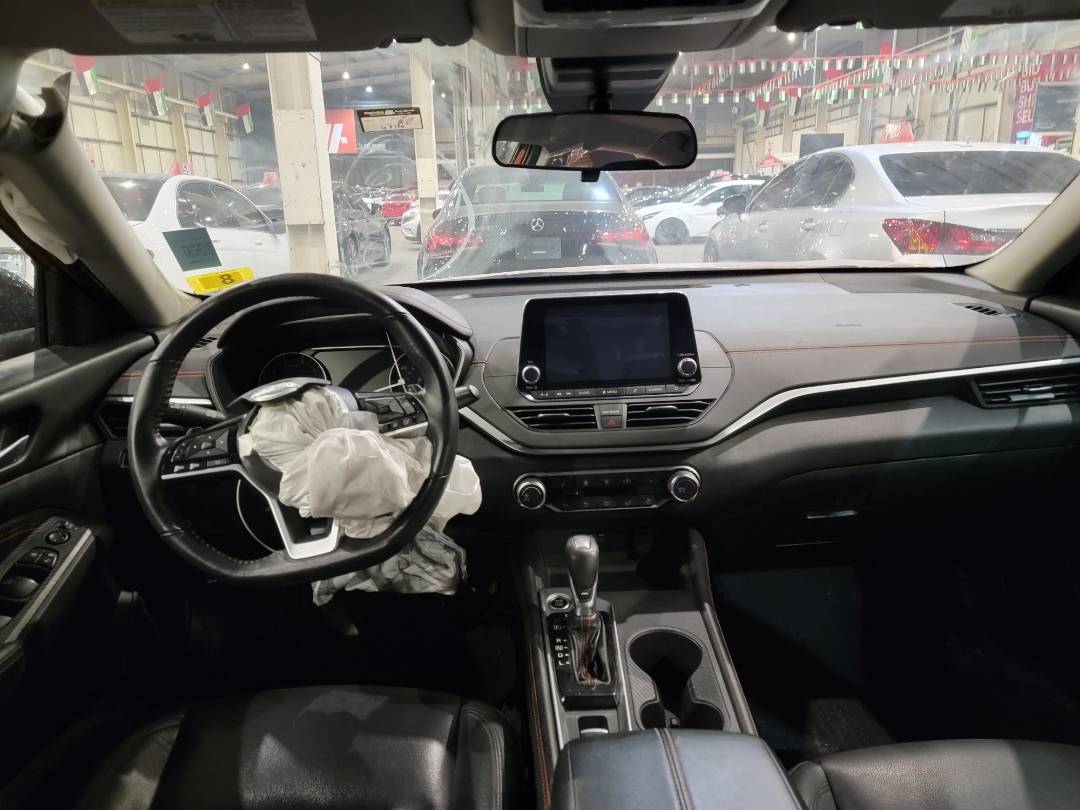 2020 NISSAN ALTIMA — 47196 Miles — Lot W2LC255216 — Main - Marhaba Auctions Used Cars - Image 8
