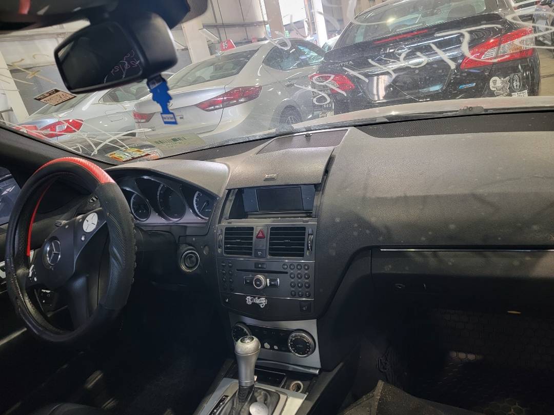 2010 MERCEDES BENZ C300 — 213673 Miles — Lot 36830931 - Marhaba Auctions Used Cars - Image 9