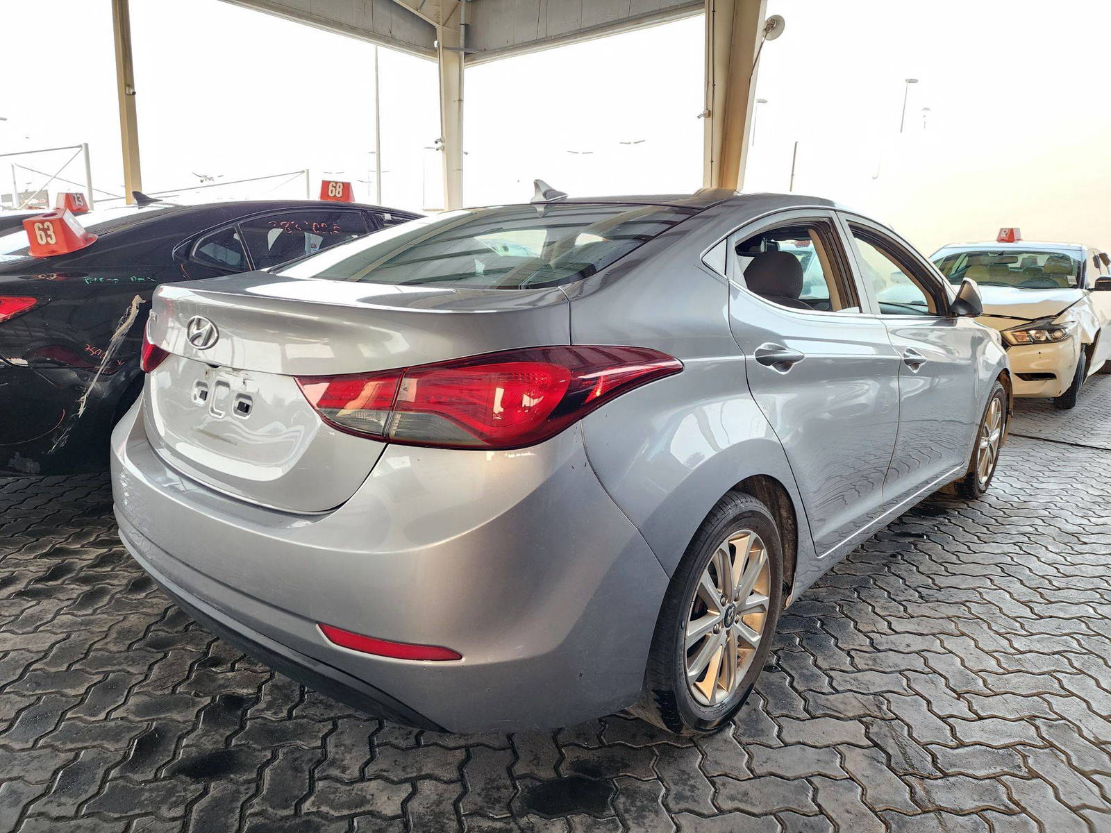2015 HYUNDAI ELANTRA — 187623 Miles — Lot 596364 — Souq - Marhaba Auctions Used Cars - Image 3