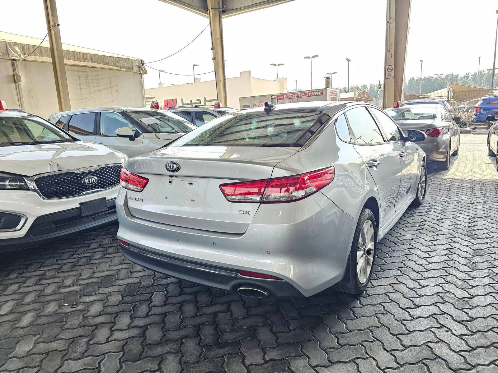 2016 KIA OPTIMA — 160996 Miles — Lot GG055180 — Souq - Marhaba Auctions Used Cars - Image 4