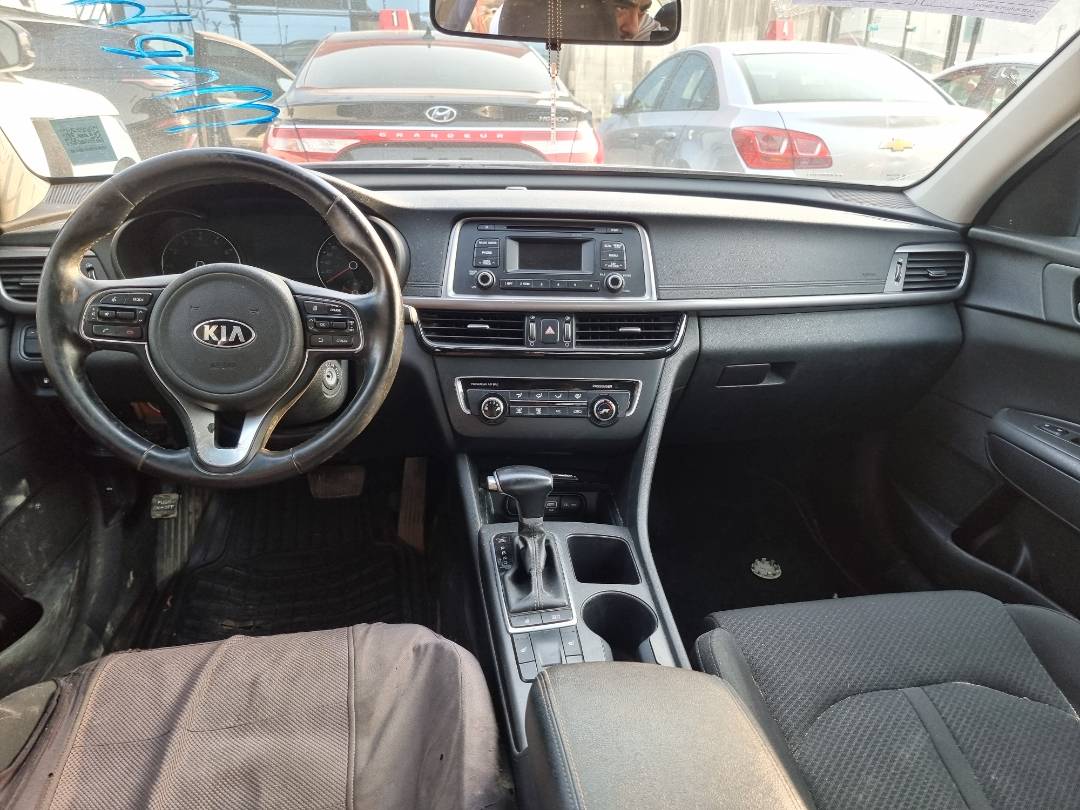 2017 KIA OPTIMA — 152441 KM — Lot 130439 — Main - Marhaba Auctions Used Cars - Image 8