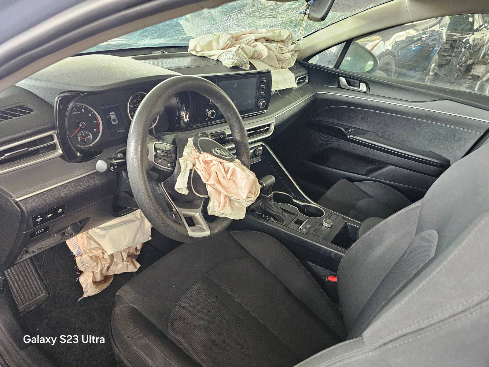 KIA K5 2021 - Marhaba Auction Used Cars - Image 8