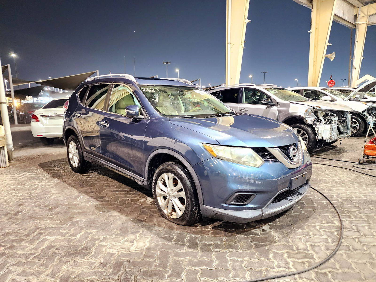 2014 NISSAN ROGUE — 150296 Miles — Lot 73536554 — Souq - Marhaba Auctions Used Cars - Image 4
