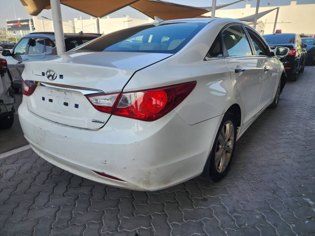 2013 HYUNDAI SONATA — 223238 Miles — Lot 38519974 - Marhaba Auctions Used Cars - Image 5